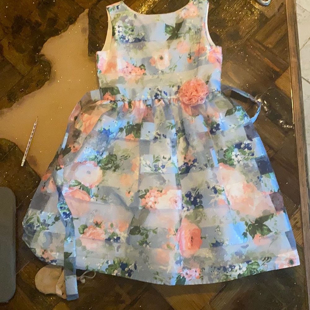 Girls nice dress